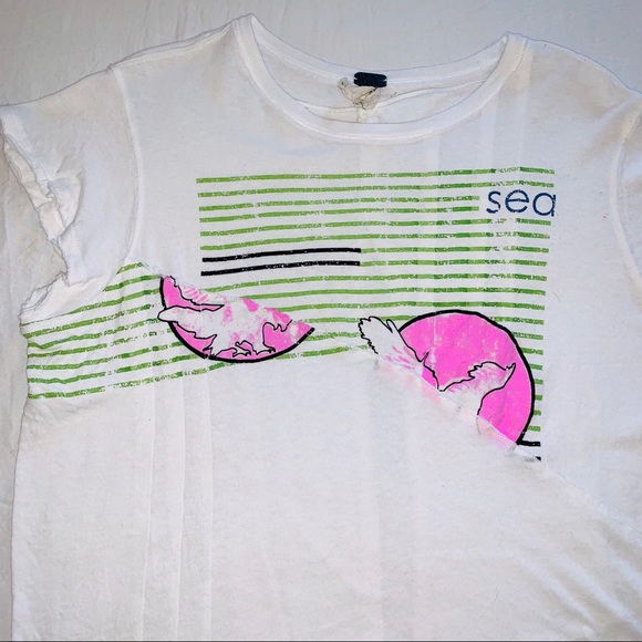 4/$25♦️WE THE FREE White Short Sleeve Graphic Tee - Picture 4 of 7